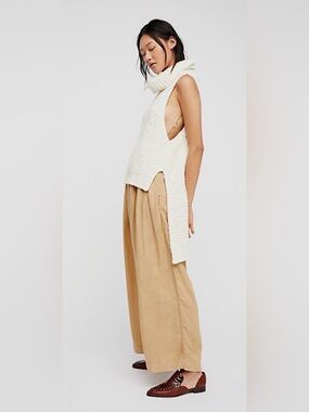 Free People Skyscraper Chunky Sleeveless Turtleneck Sweater